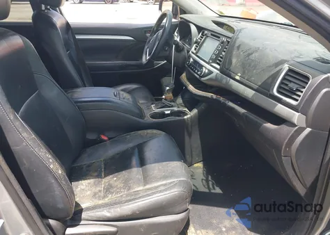 2015 Toyota Highlander Xle V6 z USA, uszkodzony, nr VIN 5TDJKRFH5FS190187